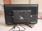 LG smart TV 24 lunch