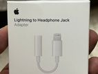 Lightning to Headphone Jack Adapter(Original Apple product)