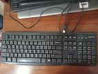 Logitech keyboard and pendrive combo