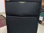 Luggage Bag Burj Arar 28 inches. Price 5000 fixed.