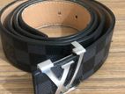 Luis Vuitton belt