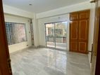 Luxurious 1600 Sqft Fully Furnished Flat