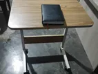 ল্যাপটপ টেবিল