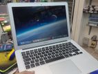 Macbook Air 13' Core i5,4gb Ram Upgradeable 3 hour upto Backup super