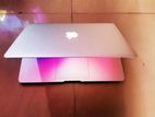 Macbook Air 13.3" [2015] i5 8GB RAM, 128GB SSD