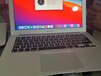 MacBook Air 2015 core i5 working good but poor physical condition