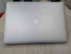 MacBook Air 2017 Core i5 7--8 hours battery back up fully fresh