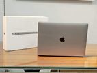 MacBook air m1 256 8 full box brand new condition