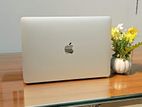 MacBook air m1 256 8 full fresh condition
