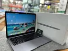 MacBook Air M1 8/256gb