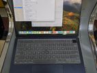 MacBook air M2 Box