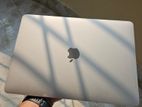 MacBook Pro 13-inch, 2017, Intel Core i5, 8/256GB, macOS Ventura 13.7.2