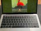 Apple Macbook Pro - 13 Inch