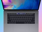 Macbook Pro 15" A1990 2018 i7 16GB 512 GB SSD Radeon 555X 4GB