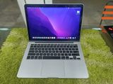 MacBook Pro 2015 core i5 with 15 days replacement warranty