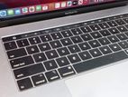 Macbook pro 2016 15.4" 256ssd 16gb ram 2gb graphics