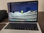 MacBook pro 2017, fresh condition