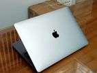 MacBook Pro 2019 / Core i5 13.3" Retina Display 512/16 GB