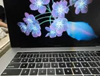 Macbook Pro 2019 I9 32gb/ 1tb 4gb Graphics Silver