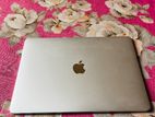 Macbook Pro (8/512)