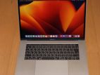 Macbook Pro Core i7, 15 inch ( 2GB dedicated graphics )