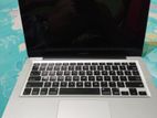 MacBook pro i5 Urgent Sell