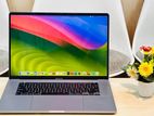 Macbook pro i7 15" touch bar 512ssd 16gb ram