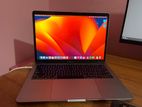 MacBook Pro i7 2017 / 16GB 256GB