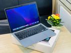 MacBook pro m2 256ssd 8gb ram new condition