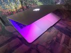 Macbook Pro (retina, 13-inch, Early 2015) Laptop