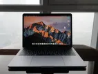 MACKBPOK PRO 2018 WITH TACH BAR CORE I7 GRAPIHC 4Gb 1TB SSD RAM 16GB