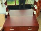 Makeup - Vanity Mirror / Dressing Table