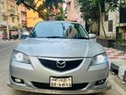 Mazda Axela . 2006