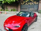 Mazda MX-5 Roadster 2015