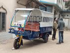 মডেল:1302_ স্কুল ভ্যান _ডাটাই মটর _(হাফছাদ গ্লাস)