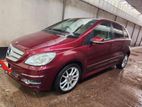 Mercedes-Benz B160 MoonRoof 2010