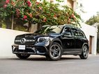 Mercedes-Benz GLB 200 in Black Metallic 2023
