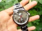 Metal Body. Imported from Queate. Black Clour. Analogue Watch