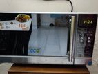 Microwave oven