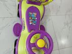 Minions Auto Swing Car