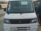Mitsubishi Covered Van 2009