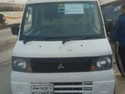 Mitsubishi Covered Van 2009