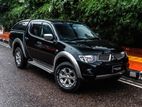 Mitsubishi l200 4x4 Sunroof 2010