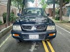 Mitsubishi l200 Double Cabin Pickup 2006