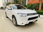 Mitsubishi Outlandar 7 SEATER 2012