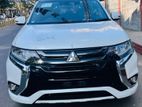 Mitsubishi Outlandar PHEV. 2018