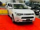 Mitsubishi Outlandar PHV Sunroof 2013