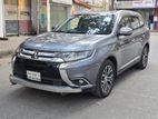 Mitsubishi Outlandar Sunroof. 2017