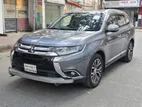 Mitsubishi Outlandar Sunroof. 2017