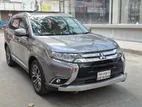 Mitsubishi Outlandar Sunroof. 2017